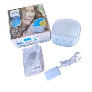 Philips GoLite BLU Energy Mood Therapy Light Rechargeable HF3429 Open Box